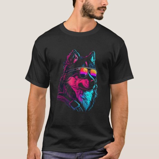 Alaskan Malamute Dog owner Vaporwave Notorious DJ Tシャツ (正面)