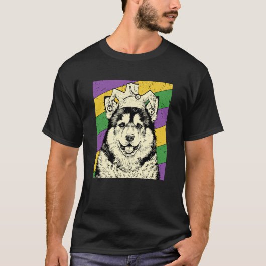 Alaskan Malamute Jester  Mardi Gras Dog Mom or Dad Tシャツ (正面)