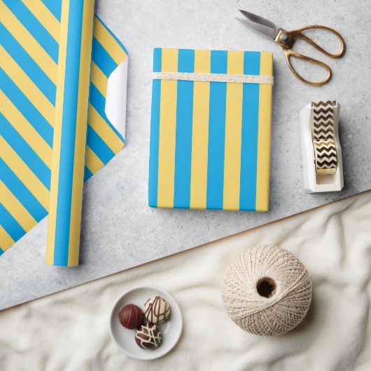 Albatross Blue and Yellow Striped Wrapping Paper ラッピングペーパー (クラフト)