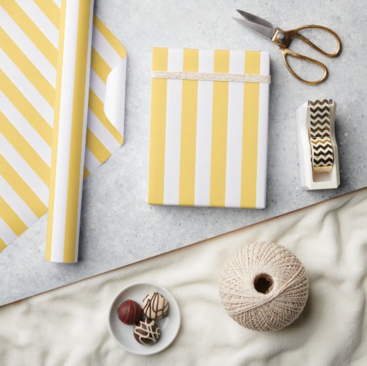 Albatross Yellow and White Striped Wrapping Paper ラッピングペーパー (クラフト)