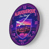 Albuquerque New Mexico Neon Skyline Duke City  ラージ壁時計 (傾斜)