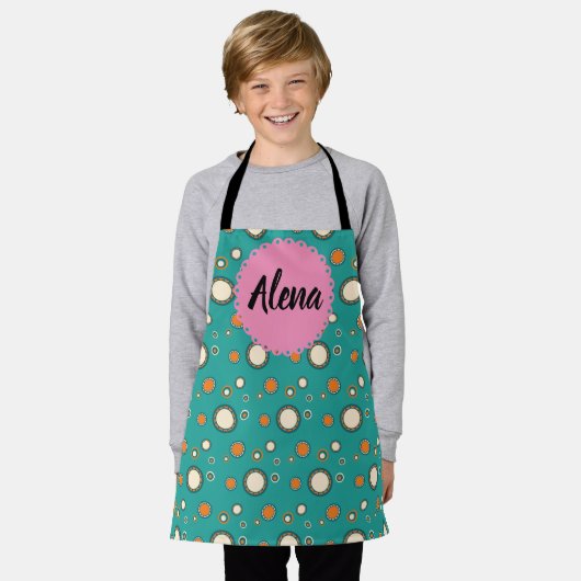 Alena apron with decorative patern エプロン (着用した状態)