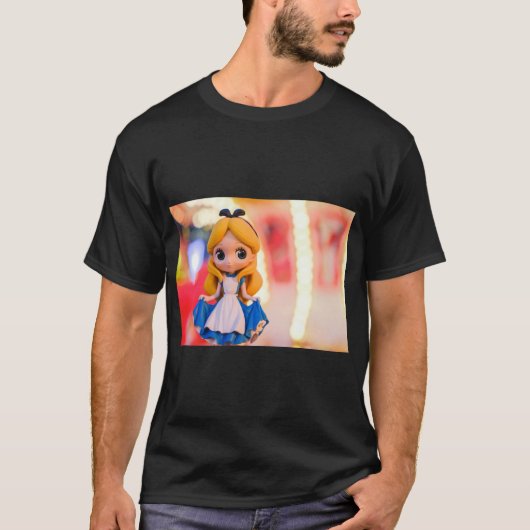 Alice Figurine Tee -お洒落チャーム Tシャツ (正面)
