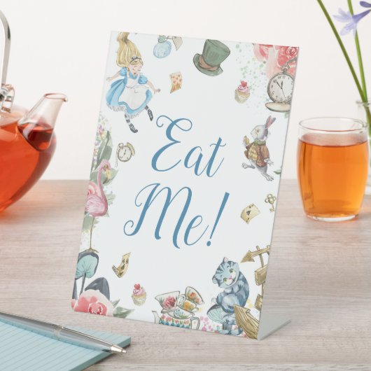 Alice in Onederlandをテーマにした誕生日サイン 台座サイン (インサイチュ)