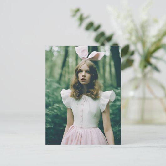 Alice in the Forestファッション期限切れフィルムファッション ポストカード (スタンド正面)
