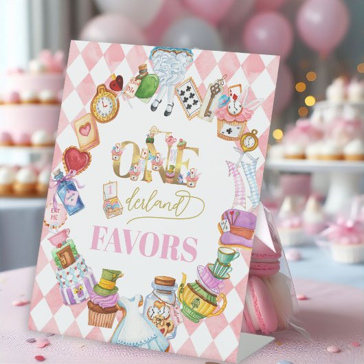 Alice in Wonderland 1st birthdayピンクの好意 台座サイン