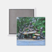 Alice in Wonderland - Central Park NYC マグネット (正面/裏面)