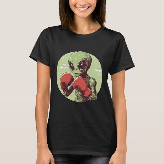 Alien Boxer Ready To Fight In Gloves  Tシャツ (正面)