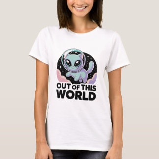 “Alien Cat Invasion – Quirky Cosmic Kitty for Cat  Tシャツ