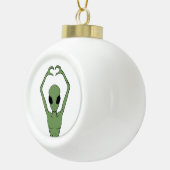 Alien Heart Pose セラミックボールオーナメント (右)