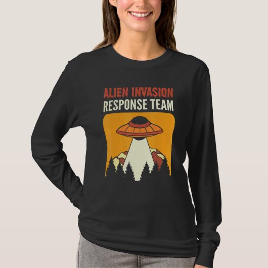 Alien Invasion Response Team Aliens UFO Tシャツ (正面)
