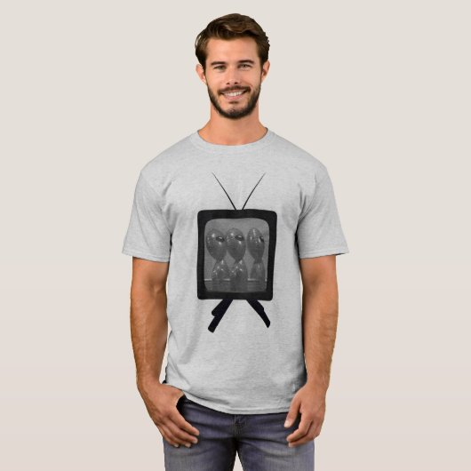 Aliens on TV T-shirt Tシャツ (正面フル)