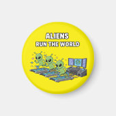 Aliens Run the World マグネット (正面)