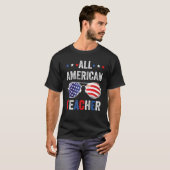 All American teacher USA Flag 4th of July Sunglass Tシャツ (正面フル)