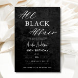 All Black Affairs 40th Birthday エレガントパーティー 招待状<br><div class="desc">この祝全黒浮気生誕生日会の招待状とスタイルしモダンてエレガント、忘れられない夕べを発表するための完璧な方法。この洗練お洒落されたデザインは、クラスのtouchのためのアクセントとミニマル印象的な黒い背景を特徴とする。シックカスタマイズなお祝いの音色を設定するには、イベント詳細と一緒に。それはマイルストーンの誕生日であるか、単に特別な夜であるかどうか、この招待は、あなたのゲストが高いスタイルで祭りに参加する印象を与えるためにドレスを知っていることを保証する！</div>