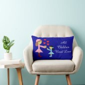 All Children Need Love: Dark Blue ランバークッション (椅子)