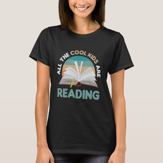 All Cool Kids Are Reading Funny Reader Bookworm Bo Tシャツ (正面)