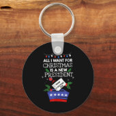 All I Want For Christmas Is A New President Trump  キーホルダー (正面)