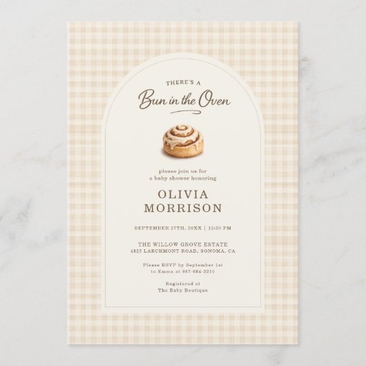 All in One Bun in the Oven Gingham Baby Shower 招待状 (正面)