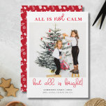 All is Brightおもしろいクリスマスキッズフォト シーズンカード<br><div class="desc">祝「すべて明るい」のクリスマスのキッズフォトミニマルホリデーカードの季節は、柔らかい青のカラーパレットを特徴とする。このエレガントとシンプルデザインは、きれいなタイポグラフィと柔らかい冬の枠で囲まれた中央にあなたの子供の写真を置感じく。心温まるtouchを愛しモダンている家族に最適で、このカードはホリデーシーズンの喜びと明るさを美しく取り込む。共有この永遠の形見で心から祈る！</div>