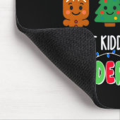 All Is Calm Just Kidding This Is Kindergarten Chri マウスパッド (コーナー)