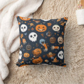 All-Over Character Halloween Pattern Pillow クッション (ブランケット)
