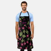 All-Over Print Apron Bon Appétit con rábano エプロン (着用した状態)