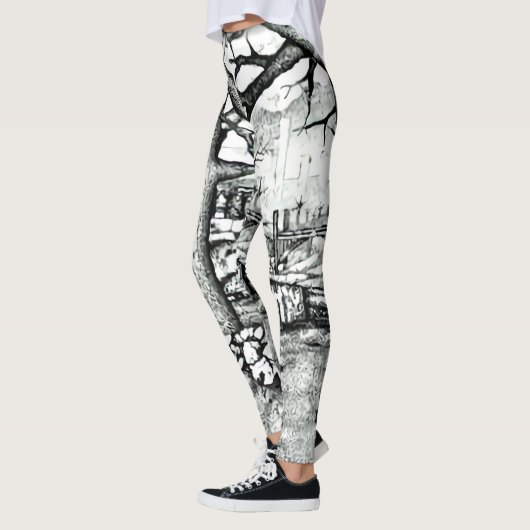 All-Over-Print Leggings レギンス (左)