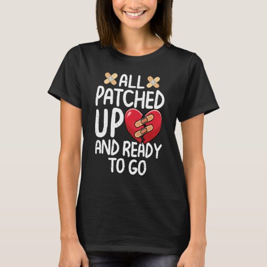 All Patched Up Open Heart Surgery Recovery Survivo Tシャツ (正面)