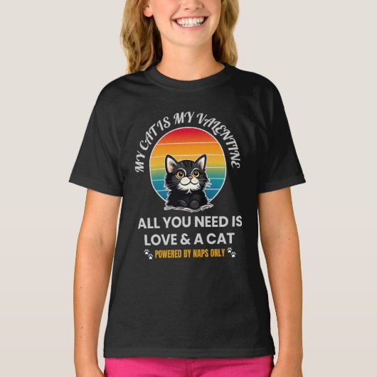 All You Need Is Love & A Cat T-Shirt, Funny Cat  Tシャツ (正面)
