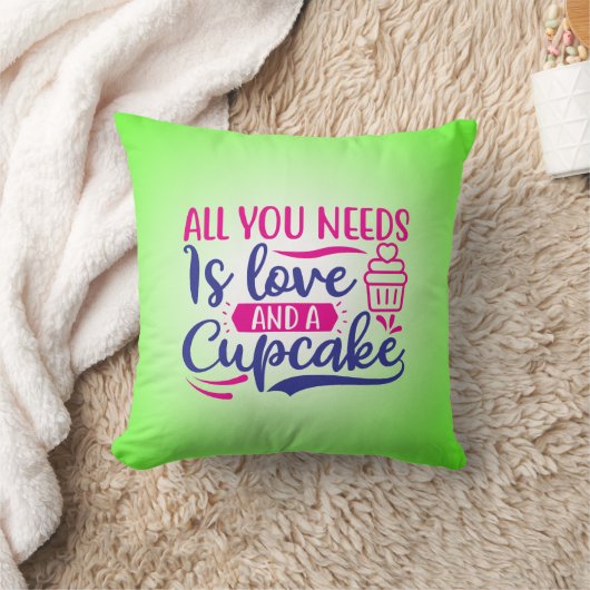All You Needs is Love And Cupcake-67518 クッション (ブランケット)