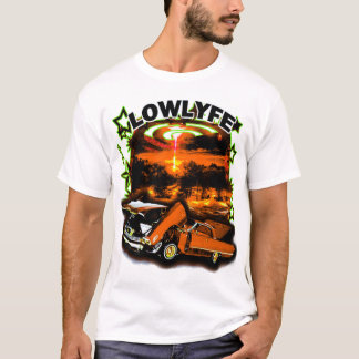 alliensamongus tシャツ