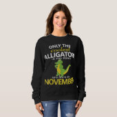 Alligator November Birthday Birthday Party Outfit スウェットシャツ (正面フル)
