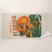 Alligator Surfing Beach Pin-up | Retro Coastal Art ビーチタオル (正面)