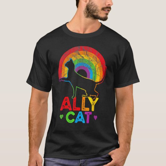 Allycat LGBT Cat With Ally Pride Rainbow Tシャツ (正面)