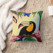almofada Tucano tropical e borboletas esvoaçantes クッション (ブランケット)