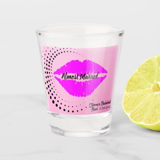 "Almost Married"  パープルパッションキス ショットグラス (正面)