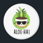 Aloe-ha Funny Hawaiian Plant Pun マグネット<br><div class="desc">Aloe-ha Funny Hawaiian Plant Pun features a cute a cute aloe vera plant wearing a lei wreath. Perfect pun gift for family and friends who love cute Hawaiian plant puns.</div>