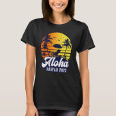 Aloha Hawaii 2023 Hawaiian Sunset Beach Retro Tシャツ (正面)