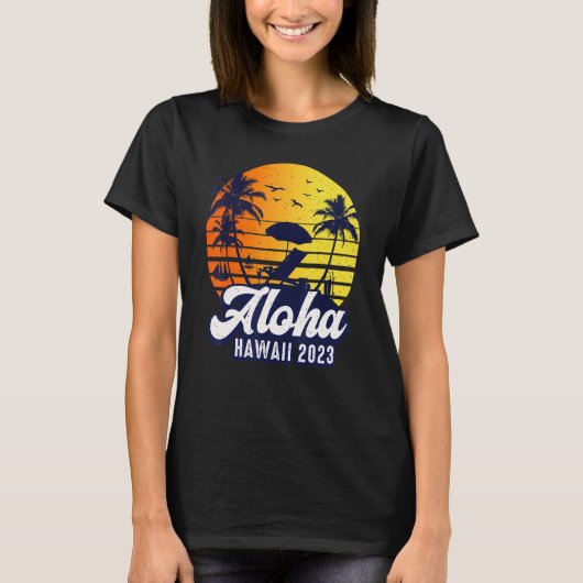 Aloha Hawaii 2023 Hawaiian Sunset Beach Retro Tシャツ (正面)
