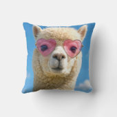Alpaca Wearing Pink Heart-shaped Glasses クッション (裏面)