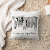 Alpacalypse -おもしろいなおたくのユーモアのしゃれ--を用心して下さい クッション (ブランケット)