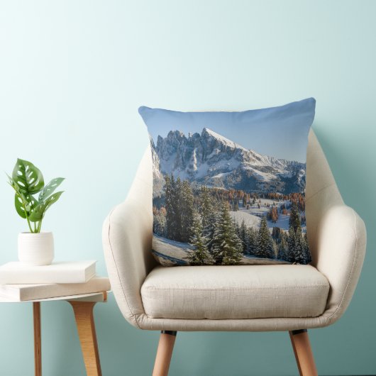 Alpe di Siusiの冬の景色の装飾用クッション クッション (椅子)