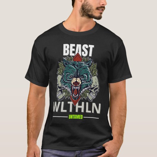 Alpha Beast _ Untamed Wolf Streetwear Fearless  Tシャツ (正面)