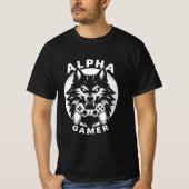 Alpha Gamer Wolf with Controller Tシャツ (正面)
