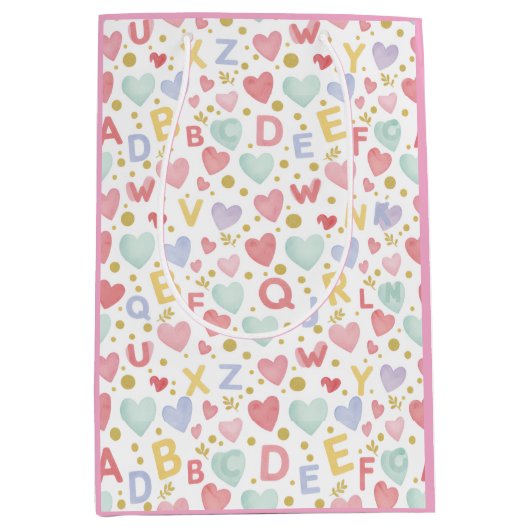 Alphabet Adventures: Watercolor Hearts and Playful ミディアムペーパーバッグ (正面)