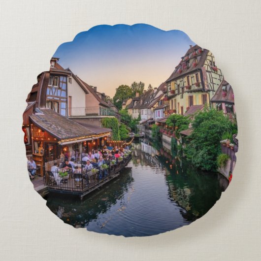 Alsace France Flower Water Canal                 ラウンドクッション (正面)