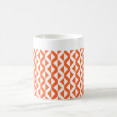 Alternate ZigZags – 秋のオレンジと白 コーヒーマグカップ (中央)