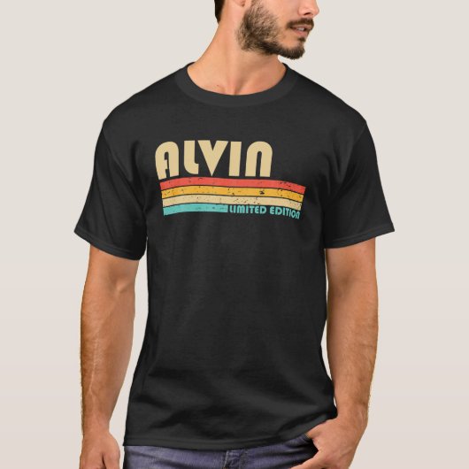ALVIN名パーソナライズされたおもしろいレトロヴィンテージの誕生 Tシャツ (正面)