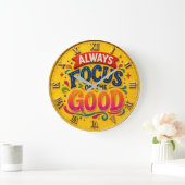 Always Focus on the Good Motivational Home Decor ラージ壁時計 (ホーム)